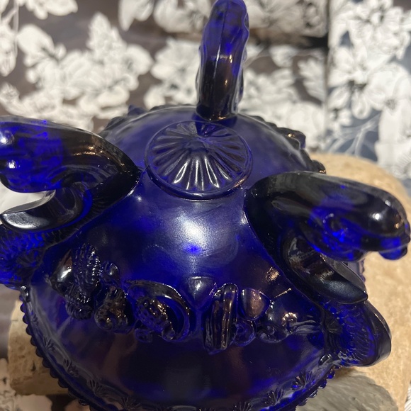 Dalzell Viking Vintage Glass Candy Dish & Lid - Picture 11 of 17